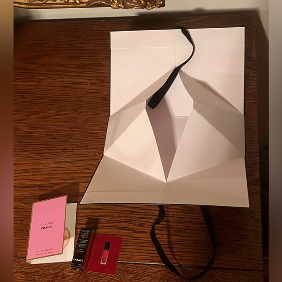 CHANEL Tie-Up Gift Bag with CHANCE Perfume + Red Rouge Allure Lipstick Samples - Picture 12 of 12